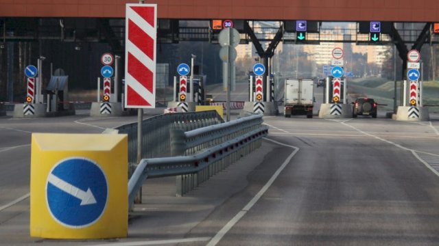 Azərbaycanda ödənişli yol: Saatda 120 km - VİDEO