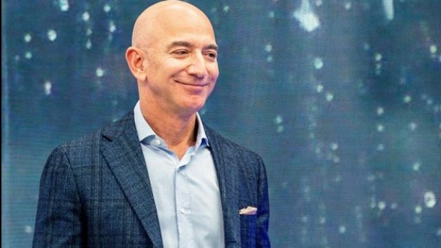 Dünyanın ən zəngin insanının sərvəti 200 mlrd dollara çatdıxa0