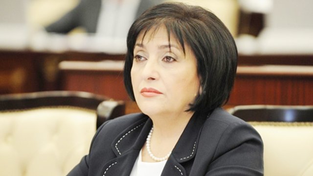 Parlament sədri iclas salonlarına ad verdi: “Xarı bülbül” bağı...xa0