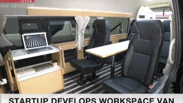 Yaponiyada iş məkanına çevrilən avtomobillər satışa çıxarıldı