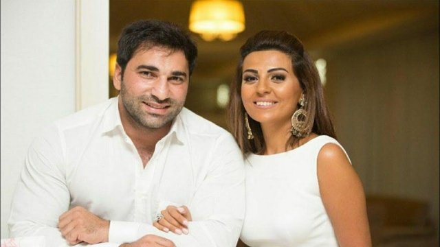 Kamil Zeynallının xanımı villa tikdirir