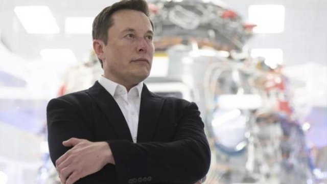 Elon Muskdan ilk: Beyinə nəzarət cihazını təqdim etdi - FOTO