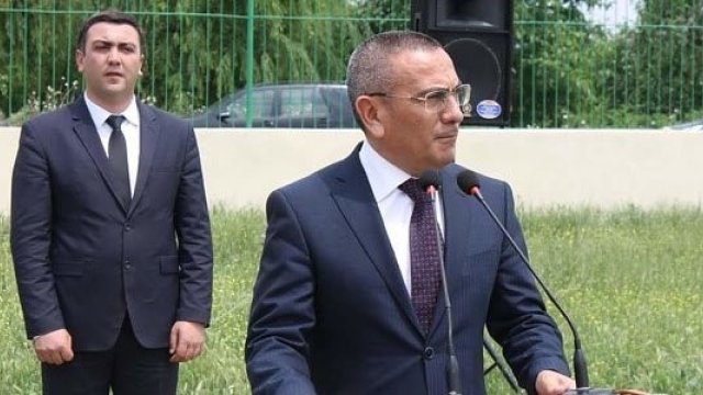 İcra başçısı karantini pozaraq, içki məclisi təşkil etdi - VİDEO