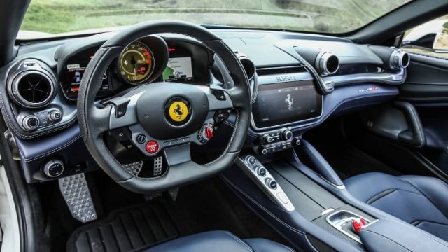 Ferrari bu modelinin istehsalına son qoyur - FOTO