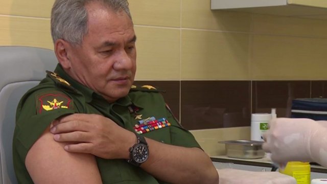 Şoyqu koronavirusa qarşı peyvənd vurdurdu - VİDEO