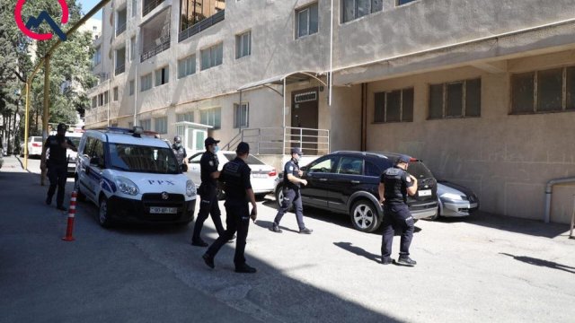 Qurban Məmmədovun obyektindən əşyalar çıxarılır - FOTO