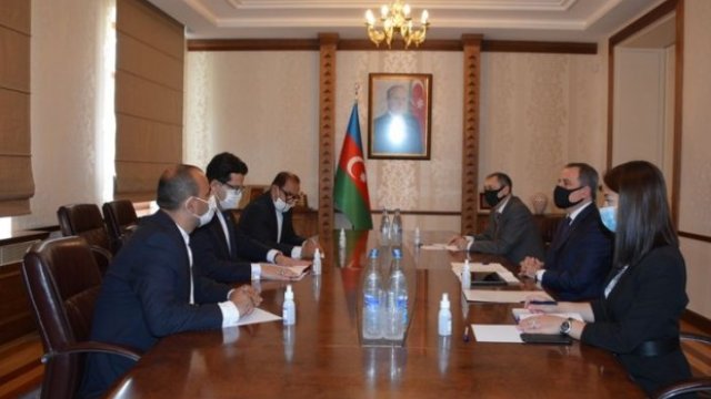 Ceyhun Bayramov yeni təyin olunmuş səfiri qəbul etdi - FOTO