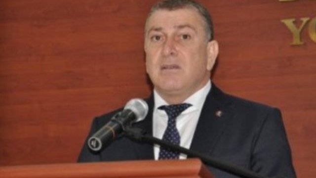 İcra başçısı şöbə müdirini İŞDƏN ÇIXARDI