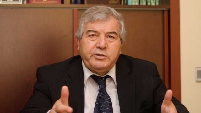 Sabir Rüstəmxanlı Baş nazirə müraciət etdi