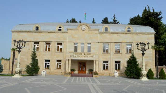 Nazirin işdən qovduğu şəxs 73 minlik TENDER UDDU