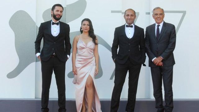 Azərbaycanlı rejissor və aktyorlar Venesiyada qırmızı xalıda - FOTO