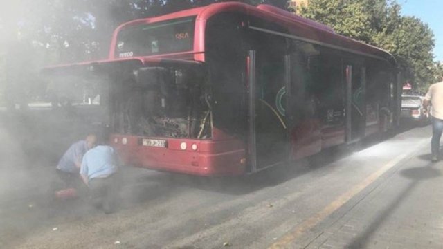 Bakıda avtobus kabusu: Əgər qapılar blok olsa...