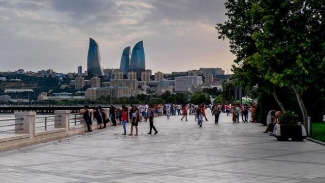 Azərbaycanda adambaşına nə qədər gəlir düşür? - RƏSMİ