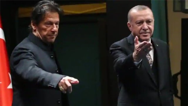 “The Financial Times”: “Ərdoğan Sultan Səlimin yolunu gedir”