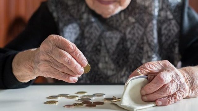 DSMF qadınların pensiya təyinatı barədə qaydaları AÇIQLADI