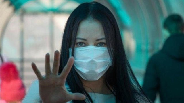 Əcəl vəzifəyə baxmır: “Korona”ya yoluxan və qurban gedən məşhurlar