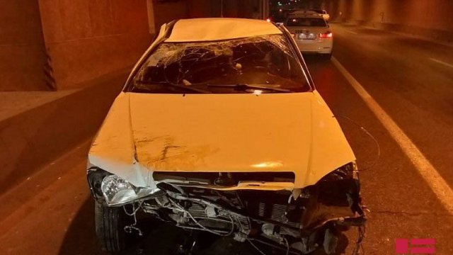 Bakıda ayıq sürücü qəza törətdi - FOTO
