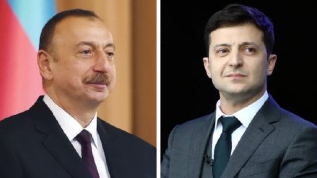 Zelenski İlham Əliyevə zəng etdi