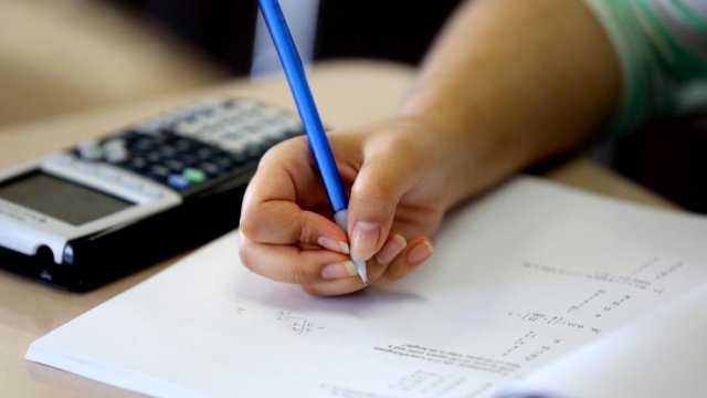 Nazirliyin bir neçə əməkdaşı işdən çıxarıldı - Yenidən imtahan verəcəklər