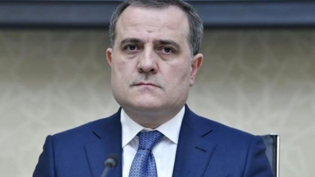 İrəvan “İskəndər”dən istifadə edərsə... - Nazirdən xəbərdarlıq