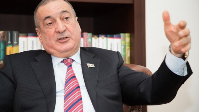Ağsaqqallar Şurasına yeni sədr SEÇİLDİ