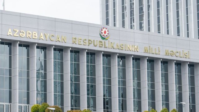 Milli Məclisin payız sessiyasının ilk iclası başladı