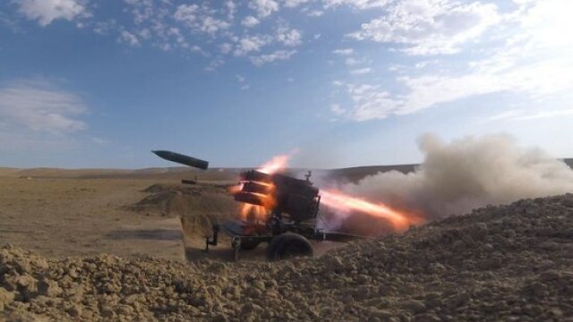 Ermənilər Şəmkirə 10-a yaxın raket atıb - VİDEO (Yenilənib)