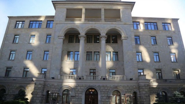 Düşmənin səhra idarəetmə məntəqəsi göyə sovurulub