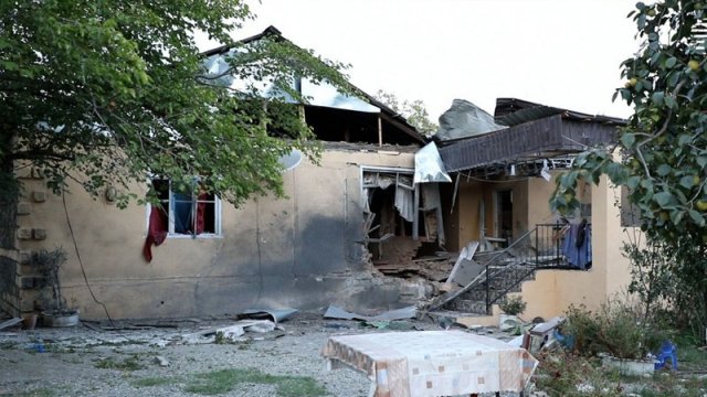 FHN: Düşmən bu rayonlarda dağıntı və yanğınlar törədir