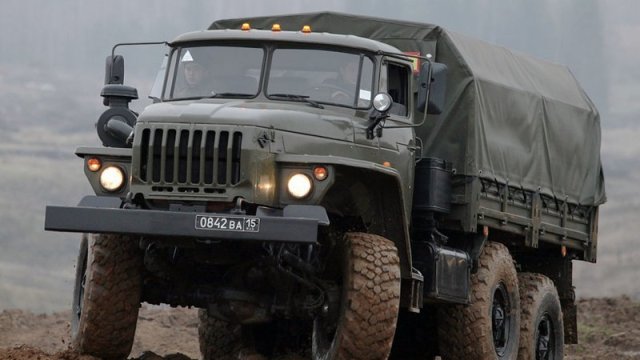 Düşmənin daha 5xa0 hərbi texnikası ələ keçirildi - FOTO