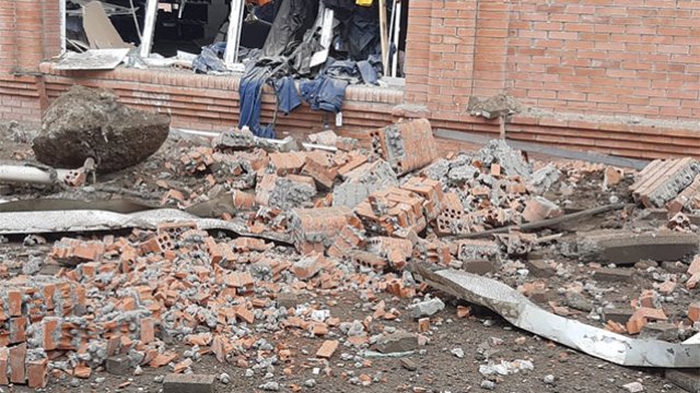 Ermənilərin Gəncəyə bu gün atdığı raket 3 nəfəri yaraladı - FOTO