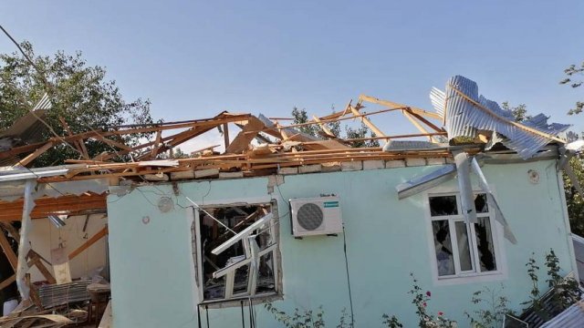 Düşmən Tərtər və Füzulinin yaşayış məntəqələrini yenidən atəşə tutur