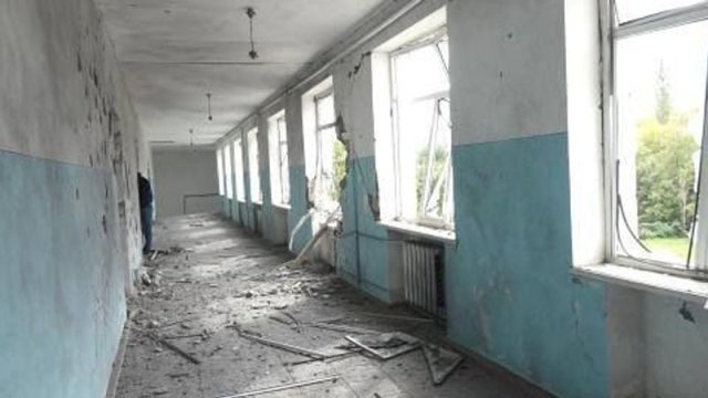 Düşmənin atəşə tutduğu məktəbdə son vəziyyət - VİDEO