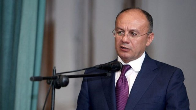 Ohanyanın oğlu da yaralandı