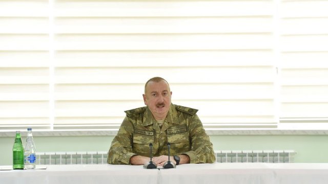 Düşmənin məhv edilən və ələ keçirilən texnikaları - Prezident açıqladı