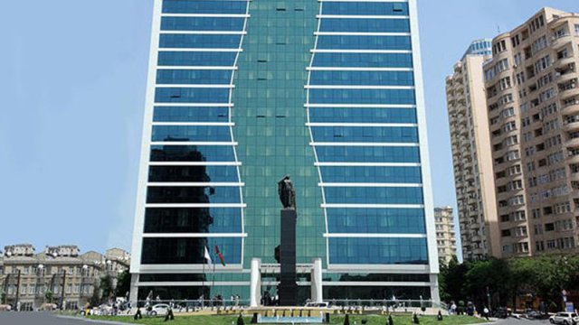 Daha 14 şəhid ailəsi və Qarabağ əlilinə mənzil verildi