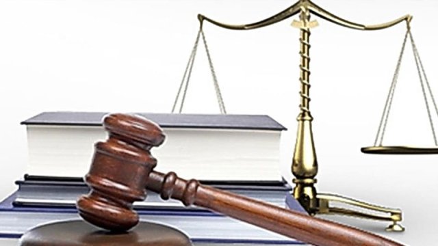 Vəkillərlə bağlı qərarda dəyişiklik edildi