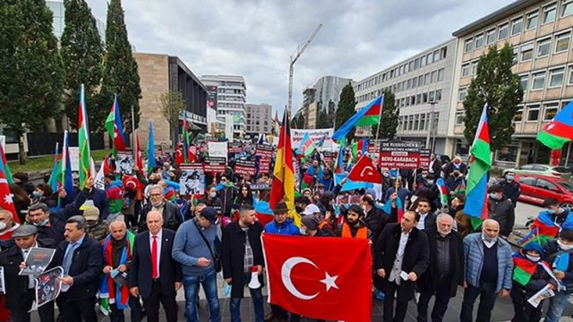 Almaniyada Azərbaycana dəstək yürüşü - FOTO