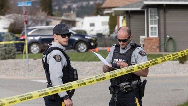 Kanadada ermənilər azərbaycanlıya hücum etdi - FOTO / VİDEO