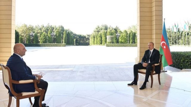 “Ermənistan zənn edir ki...” - Prezident