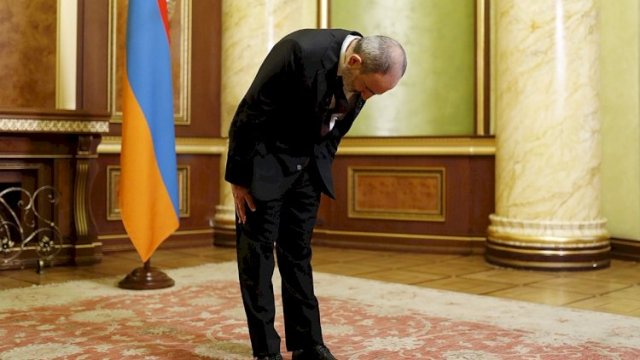 Bütün günahlar Paşinyanındır - Erməni siyasətçi