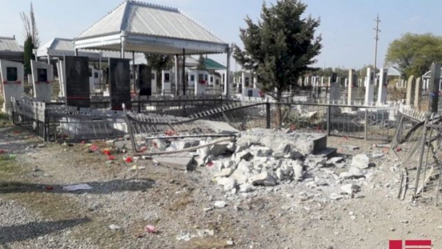 Ermənilər Tərtərdə qəbiristanlığı belə atəşə tutdular - FOTO