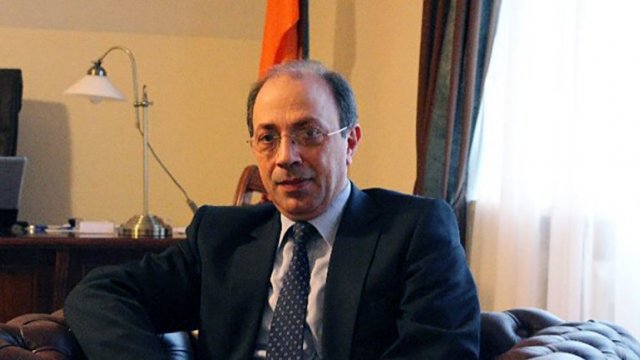 Paşinyan XİN rəhbərinə yeni müavin təyin etdi