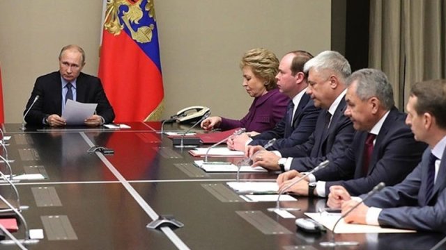 Putin Təhlükəsizlik Şurasının iclasında Qarabağı müzakirə etdi