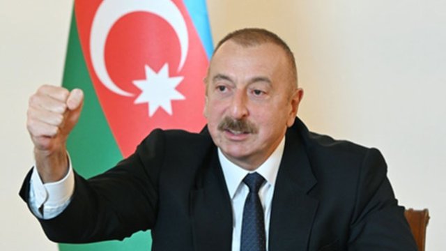 Xudafərinə Azərbaycan bayrağı sancıldı - İlham Əliyevdən paylaşım