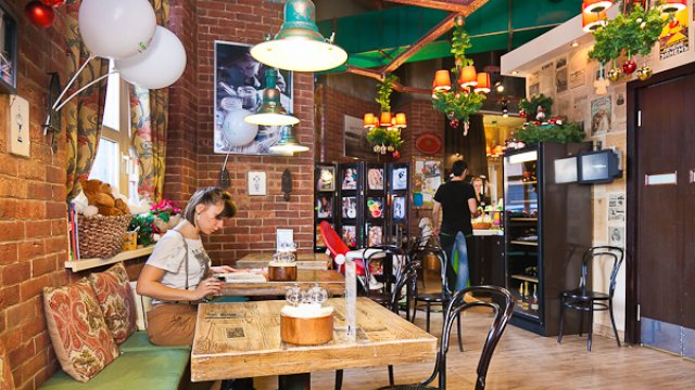 Bakıda kafe “Anderson” brendindən imtina etdi - FOTO