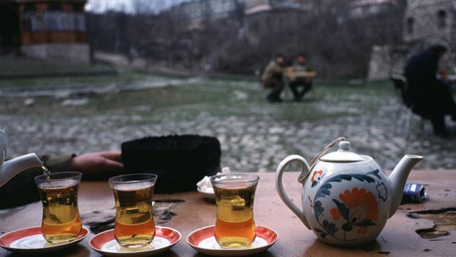 1992-ci il, Şuşada sonuncu çay... - FOTO