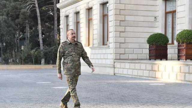 Ali Baş Komandan operativ müşavirə keçirdi - FOTO