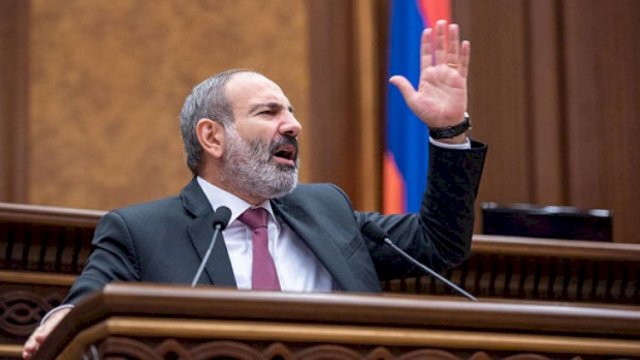 Nüfuzlu medialar Paşinyanı populist və təxribatçı adlandırdı