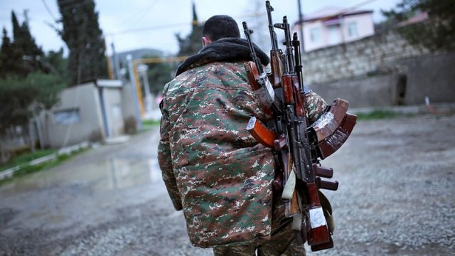 Erməni hərbçiləri arasında atışma oldu: ölən və yaralananlar var